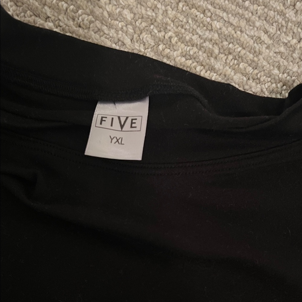 5 Rocker Tee - Picture 3 of 4